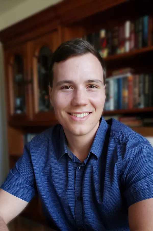 headshot simion