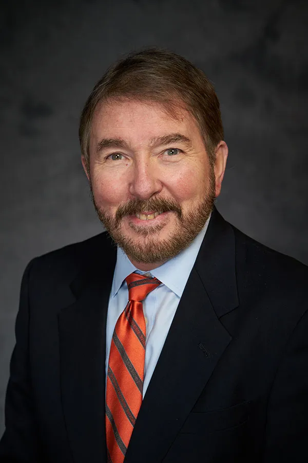 portrait dennis deninger