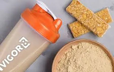 protein bar, powers and shakes