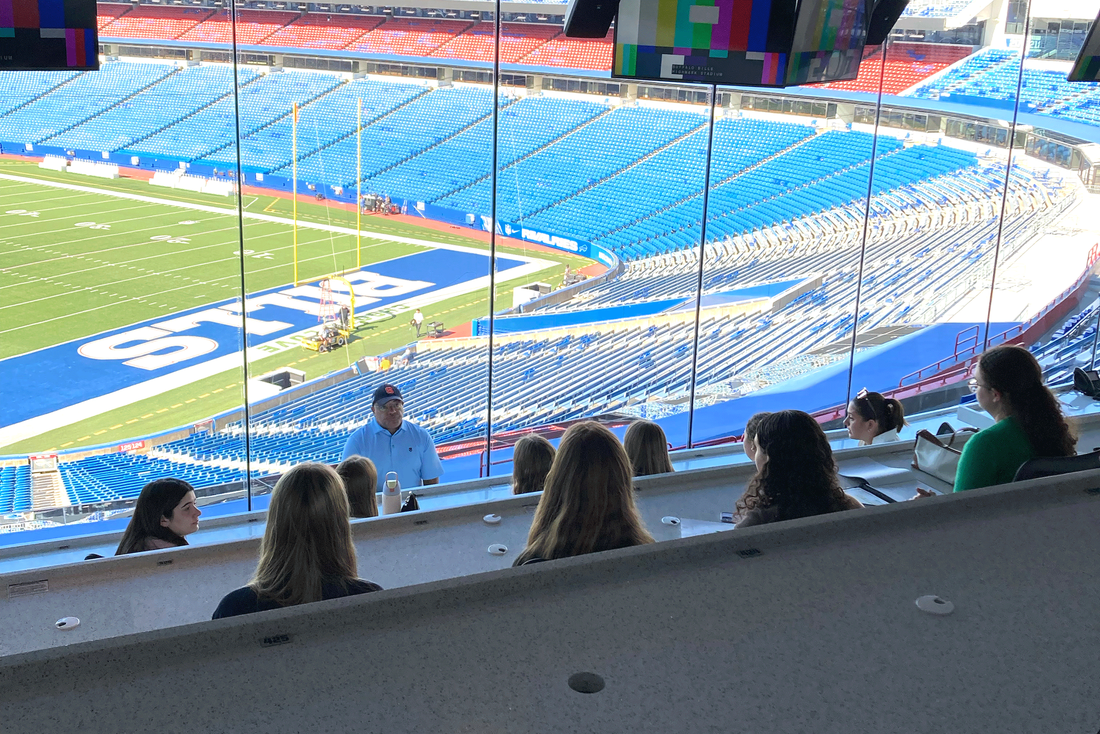 WISE club members at Highmark Stadium